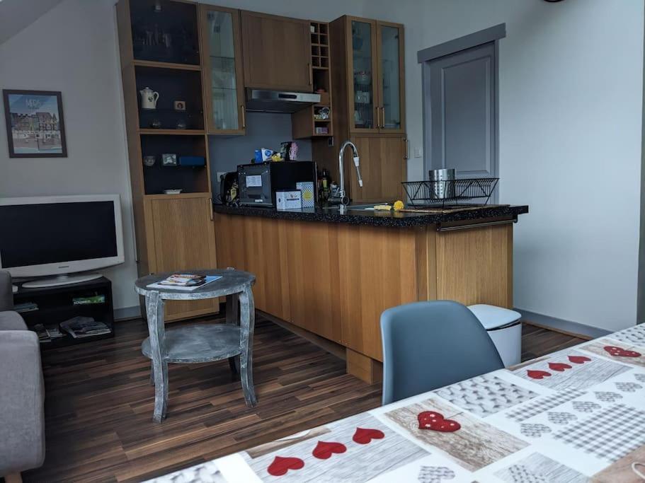 Appartement Calme A 300 M De La Plage-Centre Ville - Quiet Appartment 300 M Near City And Beach Мер-ле-Бен Екстер'єр фото